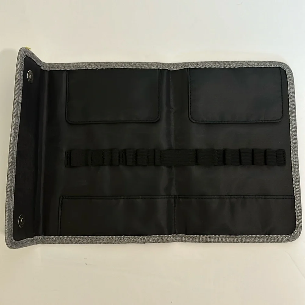 Sephora Brush Bag in silvery grey